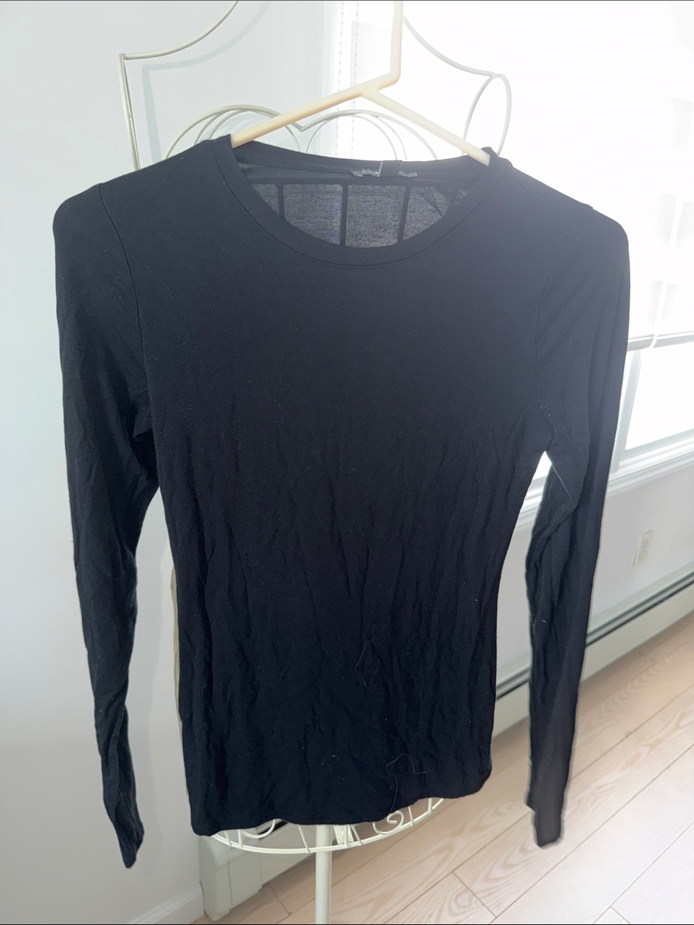 Express Black Long-Sleeve Crew Neck Top